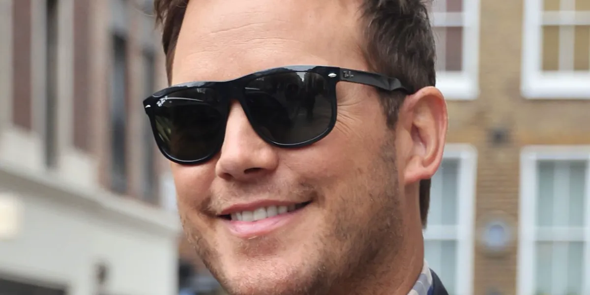 Ray-Ban Boyfriend RB 4147 601/87 - As Seen On Chris Pratt