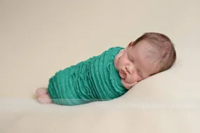 Ruffle Stretch Knit Wrap in Emerald Green